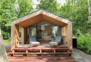 NEW Hello Zeeland - Watervliet View Lodge